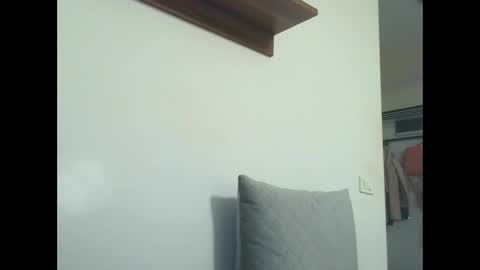 prettyjulliette online show from 01/11/26, 11:15