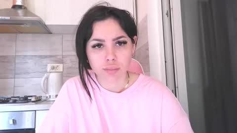 prettyjulliette online show from 05/20/26, 10:32