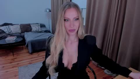 Eva online show from 05/30/26, 11:57