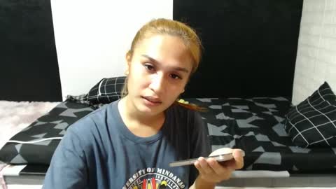 Kate online show from 02/04/25, 03:26