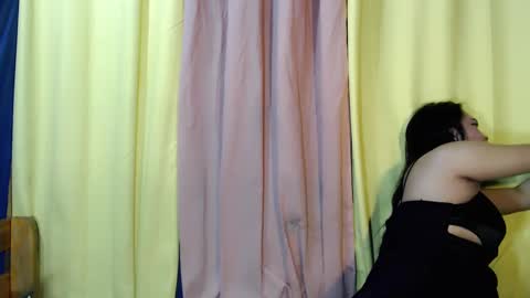 Snapshot of prettylexxxa chatting on 02/18/25, 03:31 goddess lexxa online show from 02/18/25, 03:31