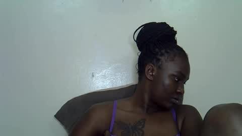 LILIAN online show from 09/11/25, 06:19