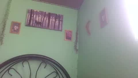 Snapshot of prettymae756493 chatting on 04/01/26, 03:40 prettymae756493 online show from 04/01/26, 03:40