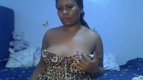 Snapshot of prettymel1 chatting on 03/20/26, 10:03 prettymel1 online show from 03/20/26, 10:03