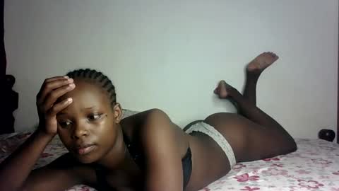 Melly online show from 02/16/25, 01:14