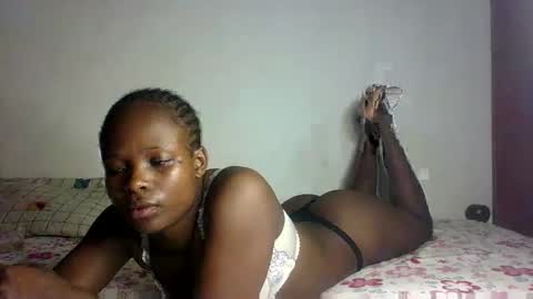 Melly online show from 02/19/25, 02:01