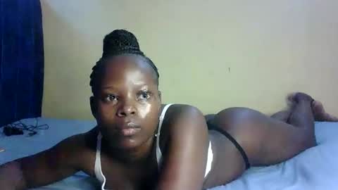 Melly online show from 10/06/25, 06:22