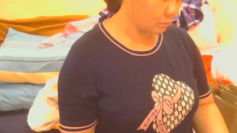 Snapshot of prettynhing chatting on 05/13/26, 12:46 Nhing online show from 05/13/26, 12:46