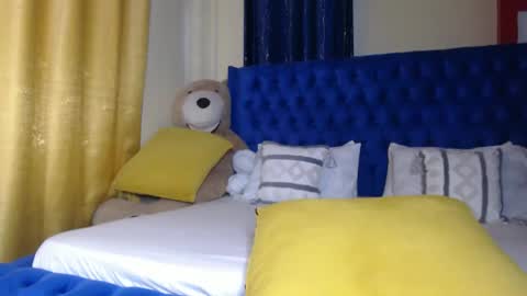 sasha online show from 11/15/25, 09:39