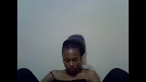 Snapshot of prettyqueenn1 chatting on 01/10/25, 10:50 sharon online show from 01/10/25, 10:50