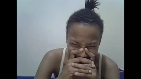 Snapshot of prettyqueenn1 chatting on 02/18/25, 10:03 sharon online show from 02/18/25, 10:03