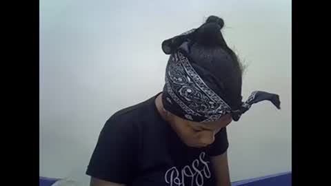 Snapshot of prettyqueenn1 chatting on 03/01/25, 07:41 sharon online show from 03/01/25, 07:41