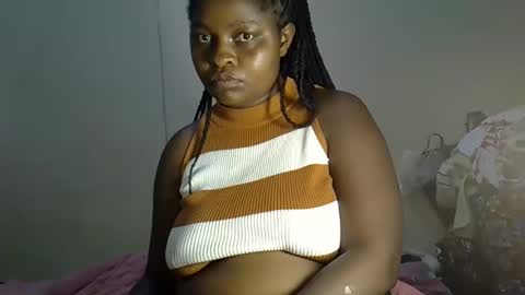 Snapshot of prettyriss chatting on 03/26/26, 01:22 prettyriss online show from 03/26/26, 01:22