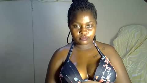 Snapshot of prettyriss chatting on 04/08/26, 05:35 prettyriss online show from 04/08/26, 05:35