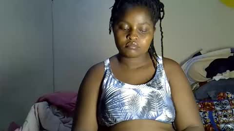 Snapshot of prettyriss chatting on 04/13/26, 08:03 prettyriss online show from 04/13/26, 08:03
