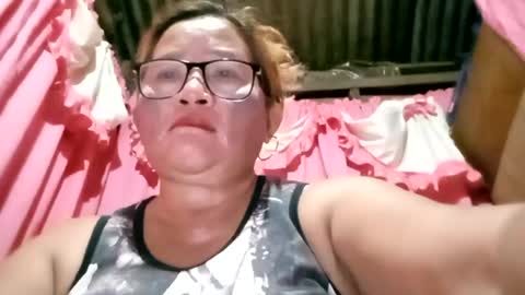 Snapshot of prettyrose01 chatting on 06/30/26, 06:31 prettyrose01 online show from 06/30/26, 06:31