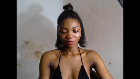 Snapshot of prettysexy6 chatting on 04/17/26, 11:02 prettysexy6 online show from 04/17/26, 11:02