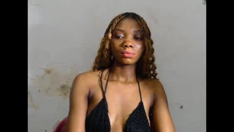 Snapshot of prettysexy6 chatting on 05/18/26, 04:29 prettysexy6 online show from 05/18/26, 04:29
