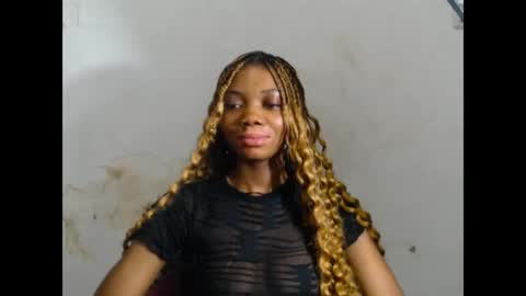 Snapshot of prettysexy6 chatting on 05/19/26, 01:56 prettysexy6 online show from 05/19/26, 01:56
