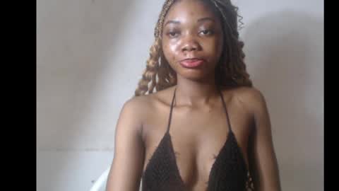 Snapshot of prettysexy6 chatting on 05/25/26, 12:11 prettysexy6 online show from 05/25/26, 12:11
