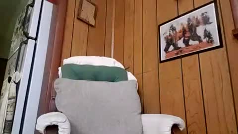 Snapshot of prettysolidd7 chatting on 12/01/24, 11:36 prettysolidd7 online show from 12/01/24, 11:36