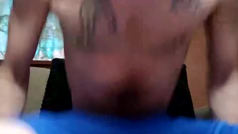 Snapshot of prettysolidd7 chatting on 02/07/25, 12:28 prettysolidd7 online show from 02/07/25, 12:28