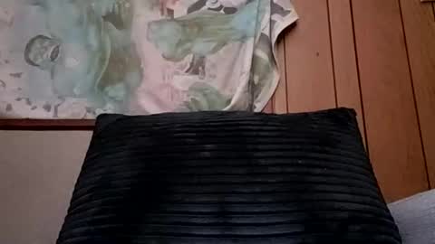 Snapshot of prettysolidd7 chatting on 02/17/25, 01:04 prettysolidd7 online show from 02/17/25, 01:04