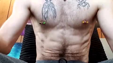 Snapshot of prettysolidd7 chatting on 02/19/25, 05:06 prettysolidd7 online show from 02/19/25, 05:06