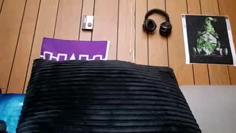 Snapshot of prettysolidd7 chatting on 02/20/25, 10:05 prettysolidd7 online show from 02/20/25, 10:05