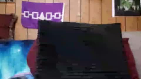 Snapshot of prettysolidd7 chatting on 03/12/25, 10:37 prettysolidd7 online show from 03/12/25, 10:37