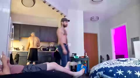 Snapshot of prettysolidd7 chatting on 09/30/25, 01:16 prettysolidd7 online show from 09/30/25, 01:16