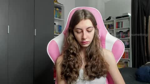 Sophie  next stream will be at Monday  i will wait you guys  online show from 04/02/26, 06:00