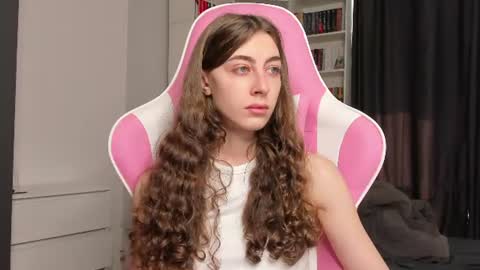 Sophie  next stream will be at Monday  i will wait you guys  online show from 06/22/26, 05:26