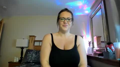 Snapshot of prettystarmn chatting on 04/23/26, 09:39 prettystarmn online show from 04/23/26, 09:39