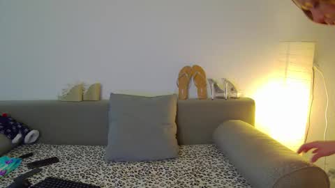 prettyvanessa online show from 10/19/25, 07:31