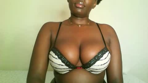 prettyvishy online show from 03/16/26, 05:44