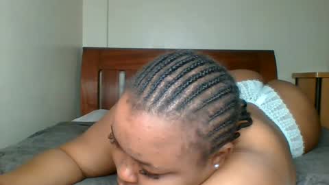Snapshot of prettyxfreaky chatting on 07/13/26, 12:30 prettyxfreaky online show from 07/13/26, 12:30
