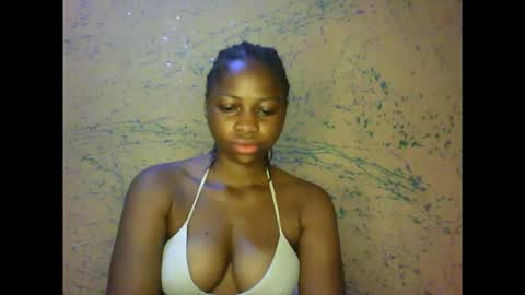 Snapshot of prettyxxpac chatting on 02/15/26, 11:08 prettyxxpac online show from 02/15/26, 11:08