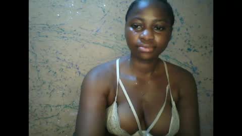 Snapshot of prettyxxpac chatting on 04/19/26, 12:43 prettyxxpac online show from 04/19/26, 12:43