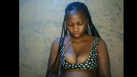 Snapshot of prettyxxpac chatting on 06/08/26, 12:25 prettyxxpac online show from 06/08/26, 12:25