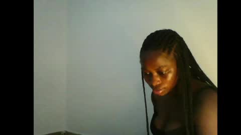Snapshot of prettyxxpac chatting on 06/20/26, 10:23 prettyxxpac online show from 06/20/26, 10:23