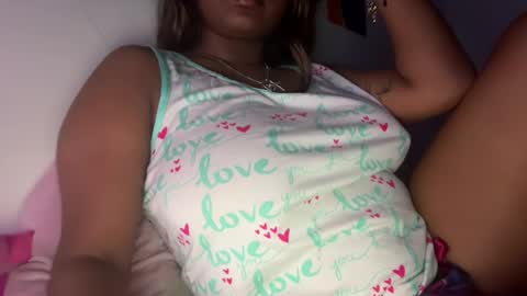 prettyyalisha online show from 07/08/26, 05:06