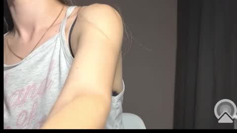 prettyyy_angel online show from 09/26/25, 06:12