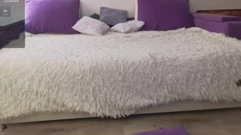 Snapshot of prettyyy_kitty chatting on 04/15/26, 02:18 Kitty online show from 04/15/26, 02:18