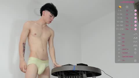 Snapshot of pretur_crubaa chatting on 01/05/25, 01:15 PRETUR online show from 01/05/25, 01:15