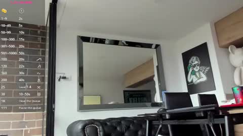 Snapshot of pretur_crubaa chatting on 06/19/26, 12:20 PRETUR online show from 06/19/26, 12:20