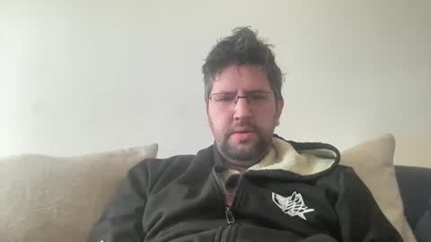 Snapshot of previewh chatting on 04/07/26, 07:42 PreviewH online show from 04/07/26, 07:42