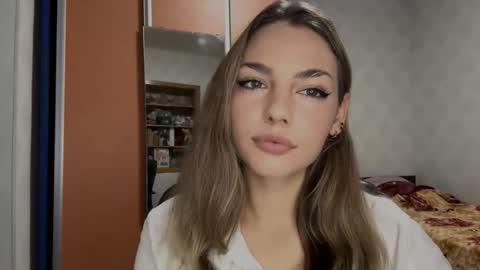 Snapshot of pricillahoinacki chatting on 11/30/25, 05:17 Amelia online show from 11/30/25, 05:17