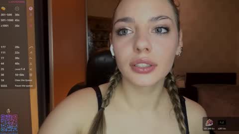 Snapshot of pricillahoinacki chatting on 01/13/26, 07:08 Amelia online show from 01/13/26, 07:08