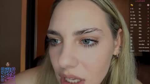 Snapshot of pricillahoinacki chatting on 01/18/26, 07:17 Amelia online show from 01/18/26, 07:17